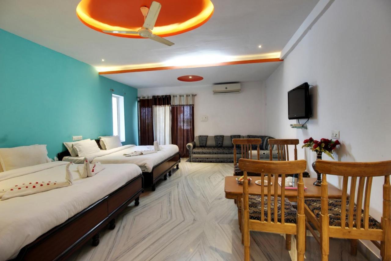 Times Raj Mahal Hotel Nathdwara Luaran gambar