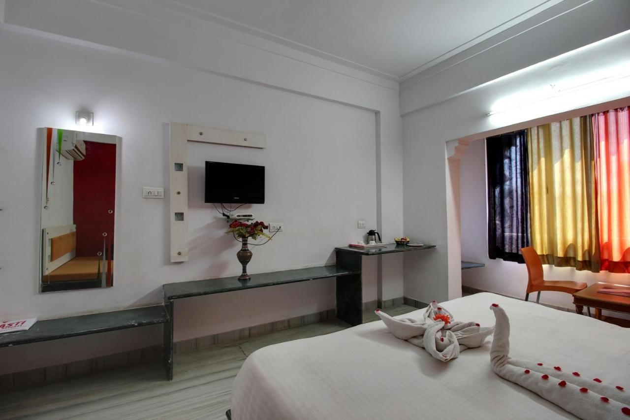 Times Raj Mahal Hotel Nathdwara Luaran gambar